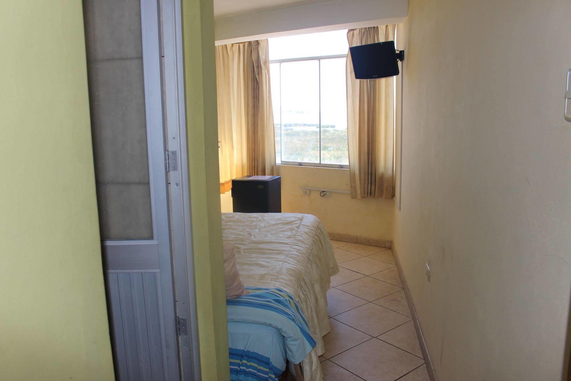 Posada De Percybal Lago Inn Puno Zewnętrze zdjęcie