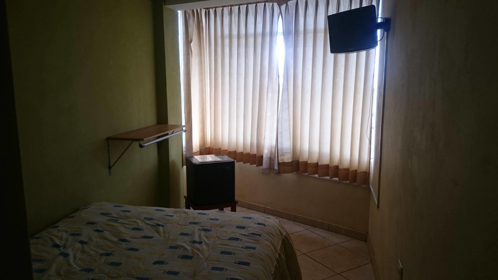 Posada De Percybal Lago Inn Puno Zewnętrze zdjęcie